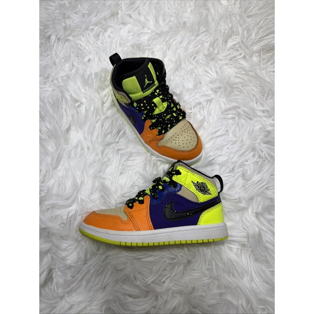 Nike Air Jordan 1 Mid SE Volt/Black/Vivid Orange Youth‎ Size 11C FD8795-700 Rare